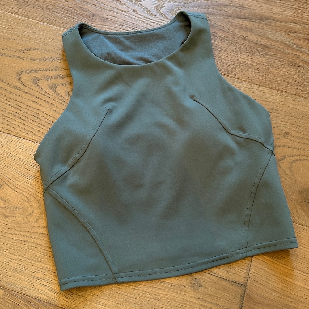 Lulu sports bra/top